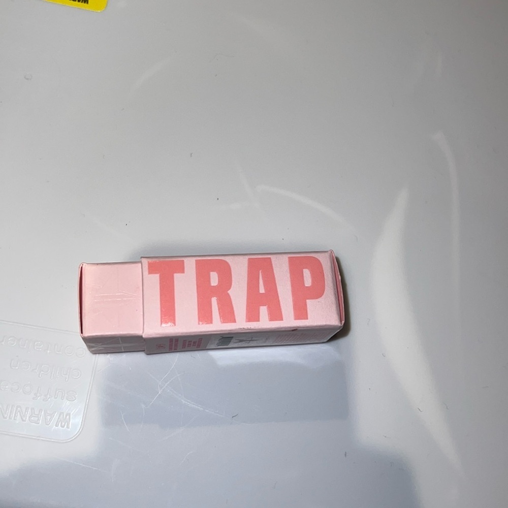 Jeffree stars velvet trap lipstick